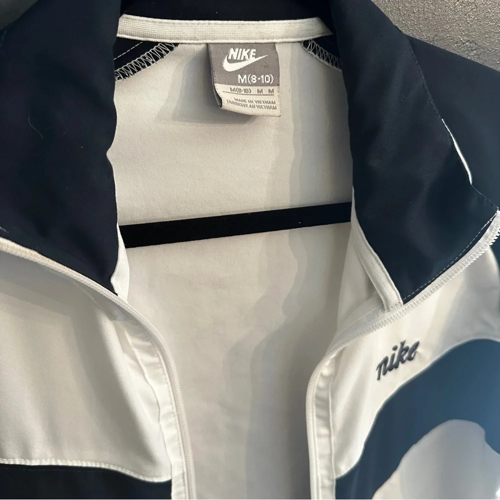 Nike Blue & White Lightweight Running Jacket | Size Medium (8-10) - Picture 1 of 6